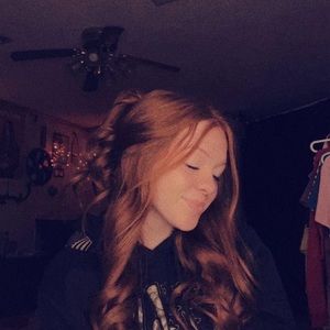 Meet your Posher, Lacy